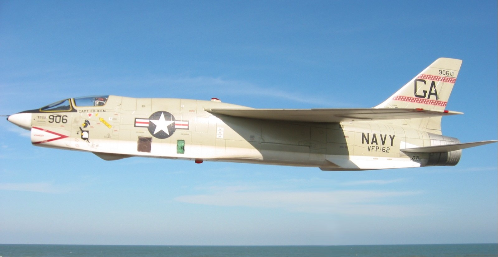 Det RF-8A Model